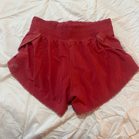 Rare lululemon dark coral shorts - cute trim detail - Picture 4 of 5